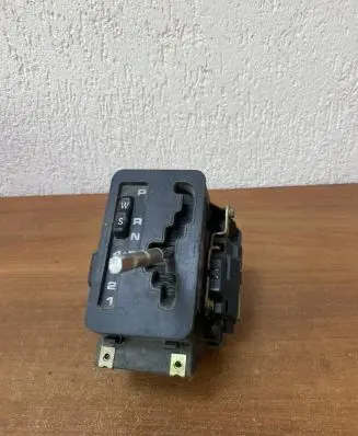 Mercedes-Benz C W202 Gear shifter/selector A2022670137 51134001