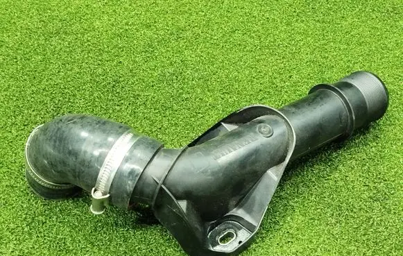 Intercooler hose/pipe