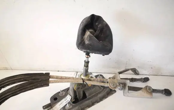 Seat Altea Gear shifter/selector 1k0711049as