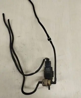 Audi A6 S6 C6 4F Windscreen/windshield washer pump 1T0955651A