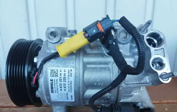 Peugeot 308 Air conditioning (A/C) compressor (pump) 9847222180