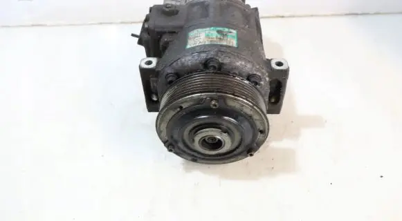 Volkswagen Golf V Air conditioning (A/C) compressor (pump)