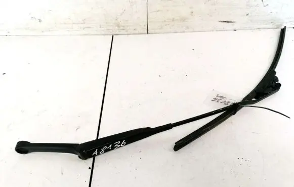 Audi A4 S4 B5 8D Front wiper blade arm 8D1955407A