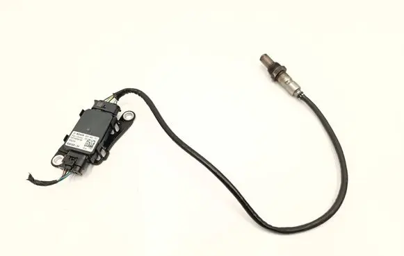 BMW 2 F46 Lambda probe sensor 8580408 0281008498