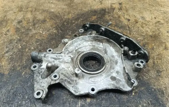 Citroen C4 Cactus Oil pump 9686038880