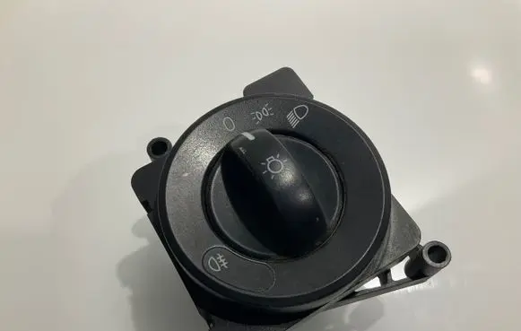 Mercedes-Benz Sprinter W906 Light switch A9065450504 620850 9065450504