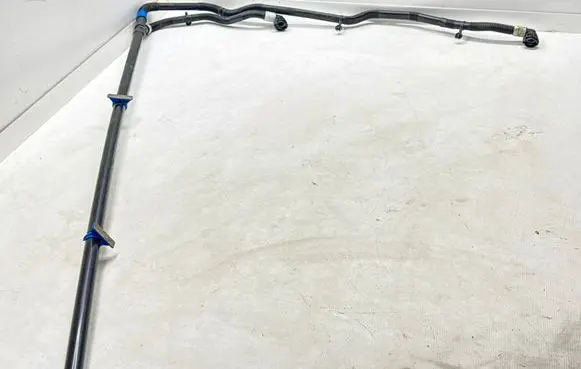 Tesla Model Y Engine coolant pipe/hose 153011800C