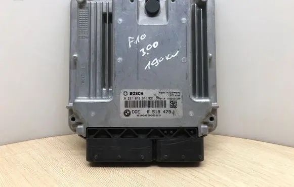 BMW 5 F10 F11 Engine ECU kit and lock set 0281018611 8518479 030028563