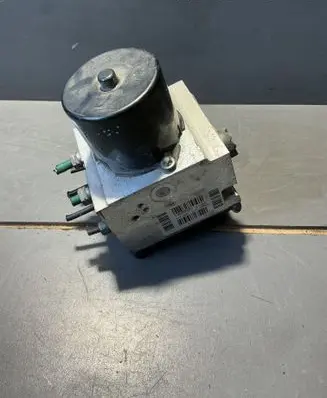 Peugeot 407 ABS Pump 15710605 15710505E S118676001
