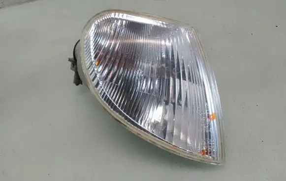 Front indicator light
