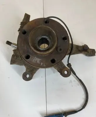 BMW X5 E53 Front wheel hub