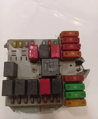 Fiat Bravo Fuse module 51775688 005177568805