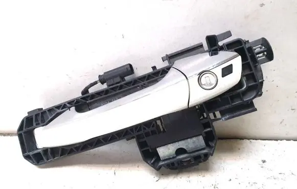 Mercedes-Benz GL X166 Front door exterior handle A2047602334