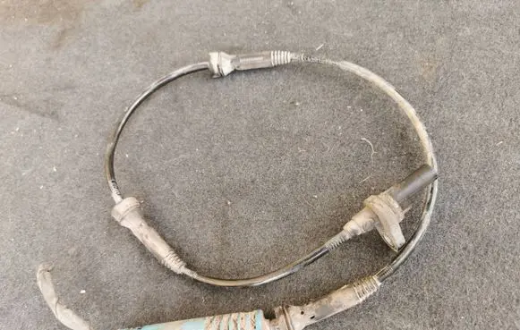 BMW 5 E60 E61 ABS brake wheel speed sensor 6771702