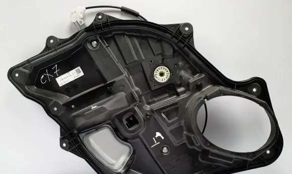 Mazda CX-7 Rear window lifting mechanism without motor EG21-7397XF
