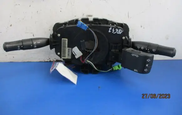 Renault Megane II Other switches/knobs/shifts 8200155865