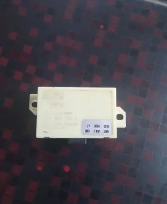 Audi A4 S4 B5 8D Immobilizer control unit/module 7730960985