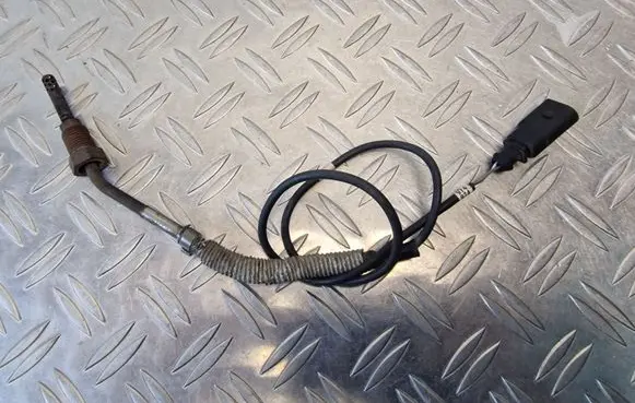 Exhaust gas temperature sensor