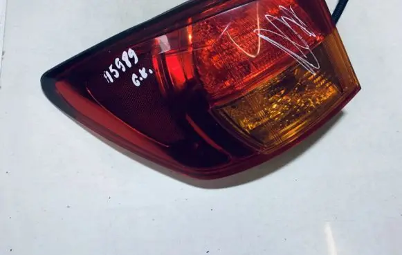 Lexus IS 220D-250-350 Rear/tail lights