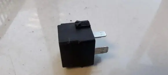 Mercedes-Benz C W202 Other relay 4RA00779100