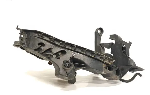 Audi A4 S4 B8 8K Headlight/headlamp mounting bracket 8K0805608R 8K0805608