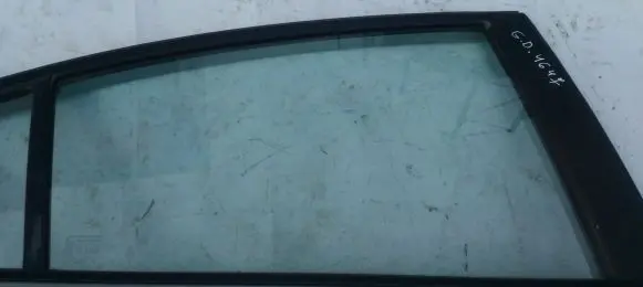 Mazda 3 I Rear door window glass