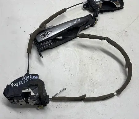 Nissan Primera Front door exterior handle 80610 22134