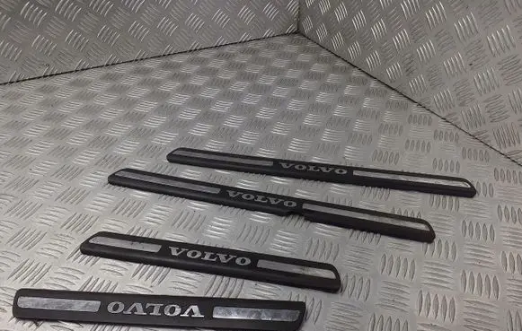 Volvo S80 Sill/side skirt trim 09178405