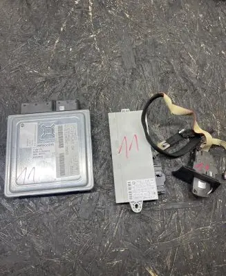 Engine ECU kit and lock set