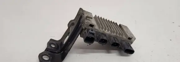 Toyota Avensis T270 Glow plug pre-heat relay 2855130010 11P05570