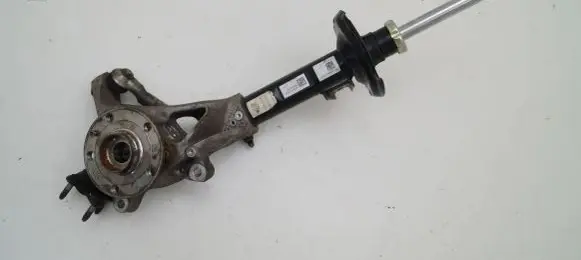 Volkswagen Golf VIII Front wheel hub spindle knuckle