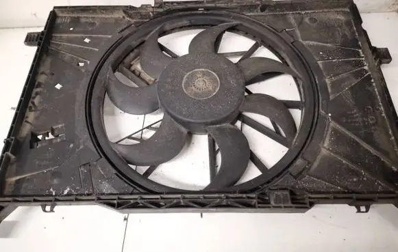 Mercedes-Benz B W245 Radiator cooling fan shroud a1698203242 0130303949