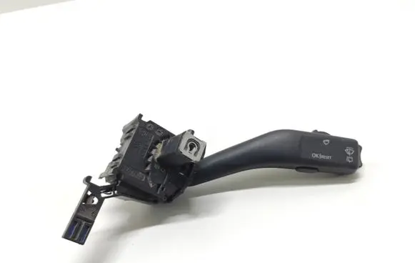Skoda Octavia Mk2 (1Z) Wiper control stalk 1K0953519A