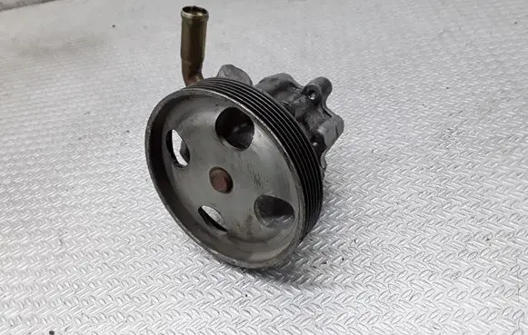 Ford Fusion Power steering pump 9637000880