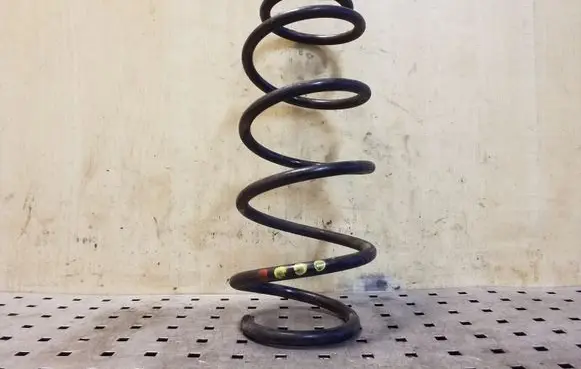 Volkswagen Polo Rear coil spring