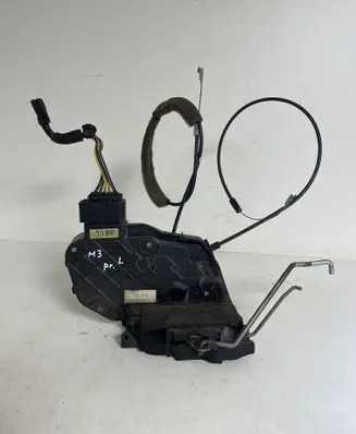 Mazda 3 I Front door lock 3N6AA21813L