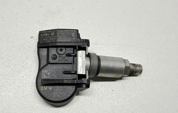 BMW 3 F30 F35 F31 Tire pressure sensor 6855539