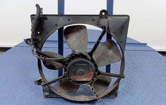 KIA Carnival Electric radiator cooling fan 0K55215025