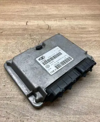 Alfa Romeo 147 Engine control unit/module ECU 46767510 CFC208F01