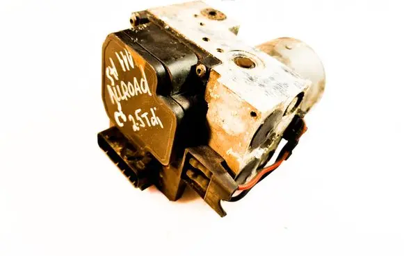 Audi A6 S6 C5 4B ABS Pump 8E0614111AS