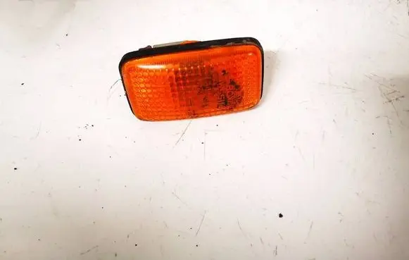 Nissan X-Trail T30 Front fender indicator light