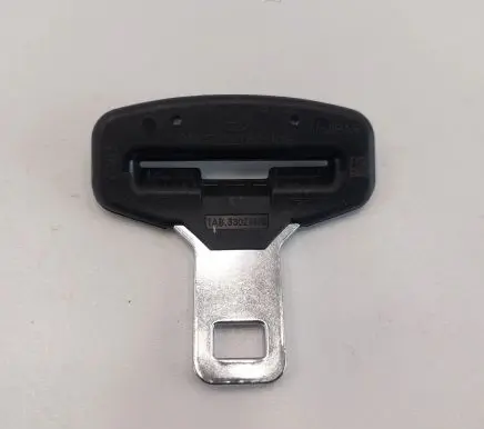 Fiat 500E Rear seatbelt buckle 33028136