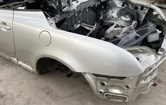 Lexus SC 430 Rear mudguard 