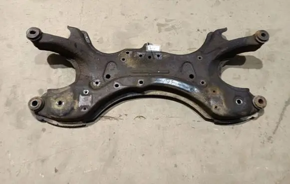 Toyota Avensis Verso Front subframe
