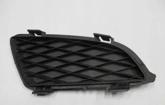 Mazda 6 Front fog light trim/grill GJ6A50C11PRAWA