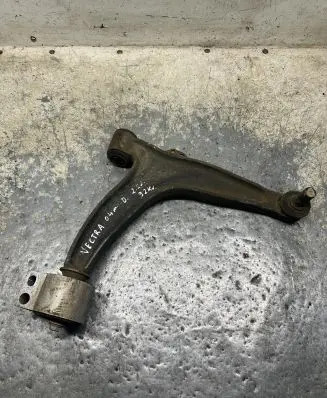 Opel Vectra C Front lower control arm/wishbone