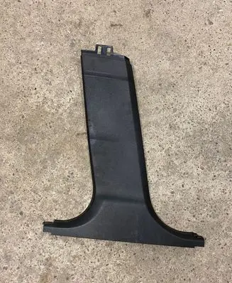 BMW 5 F10 F11 (B) pillar trim (bottom) 9116351
