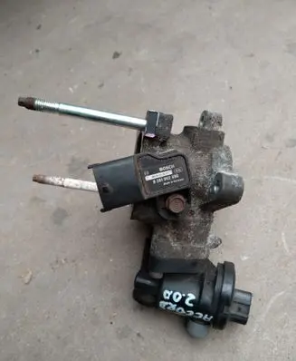 Honda Accord EGR valve 0281002680