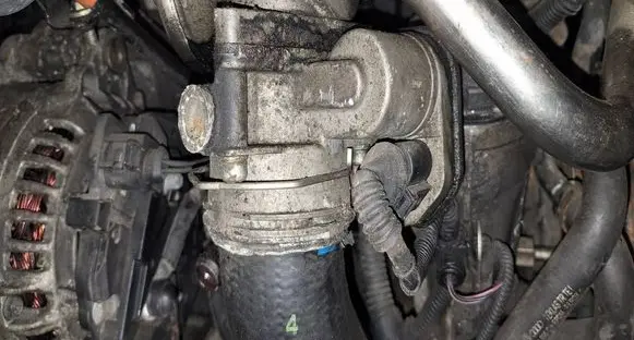 Volkswagen Touran I Throttle valve 