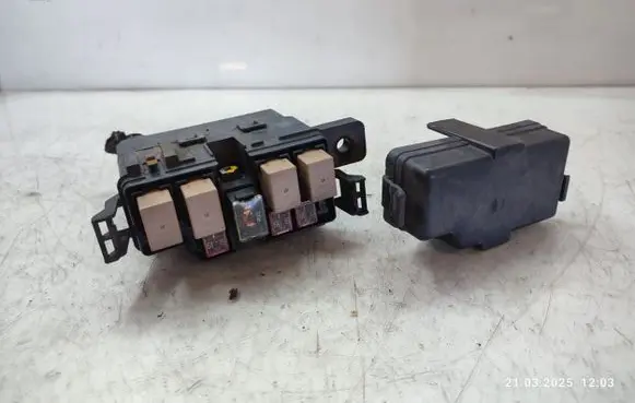 KIA Sportage Fuse module 130320